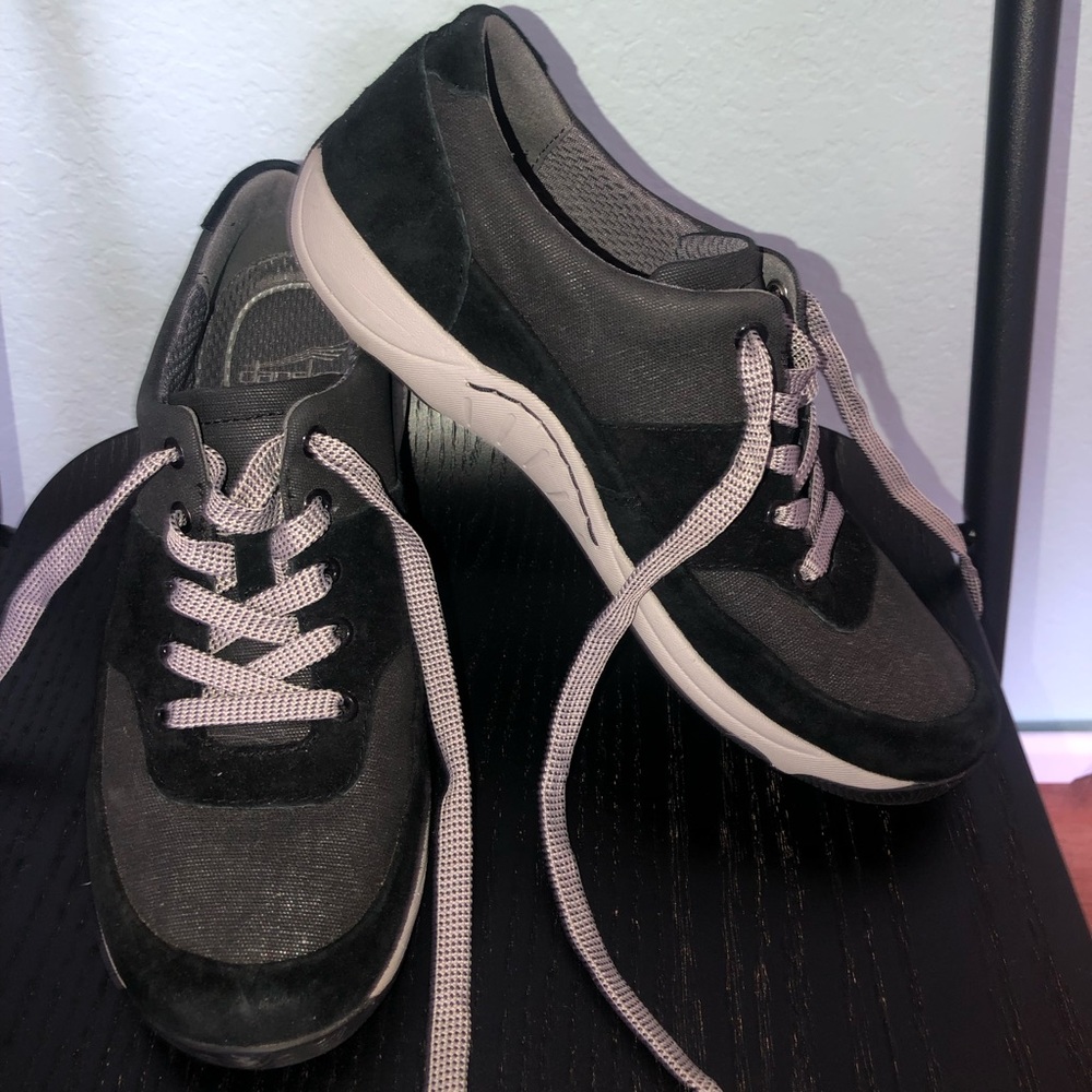 Dansko walking shoes size 38